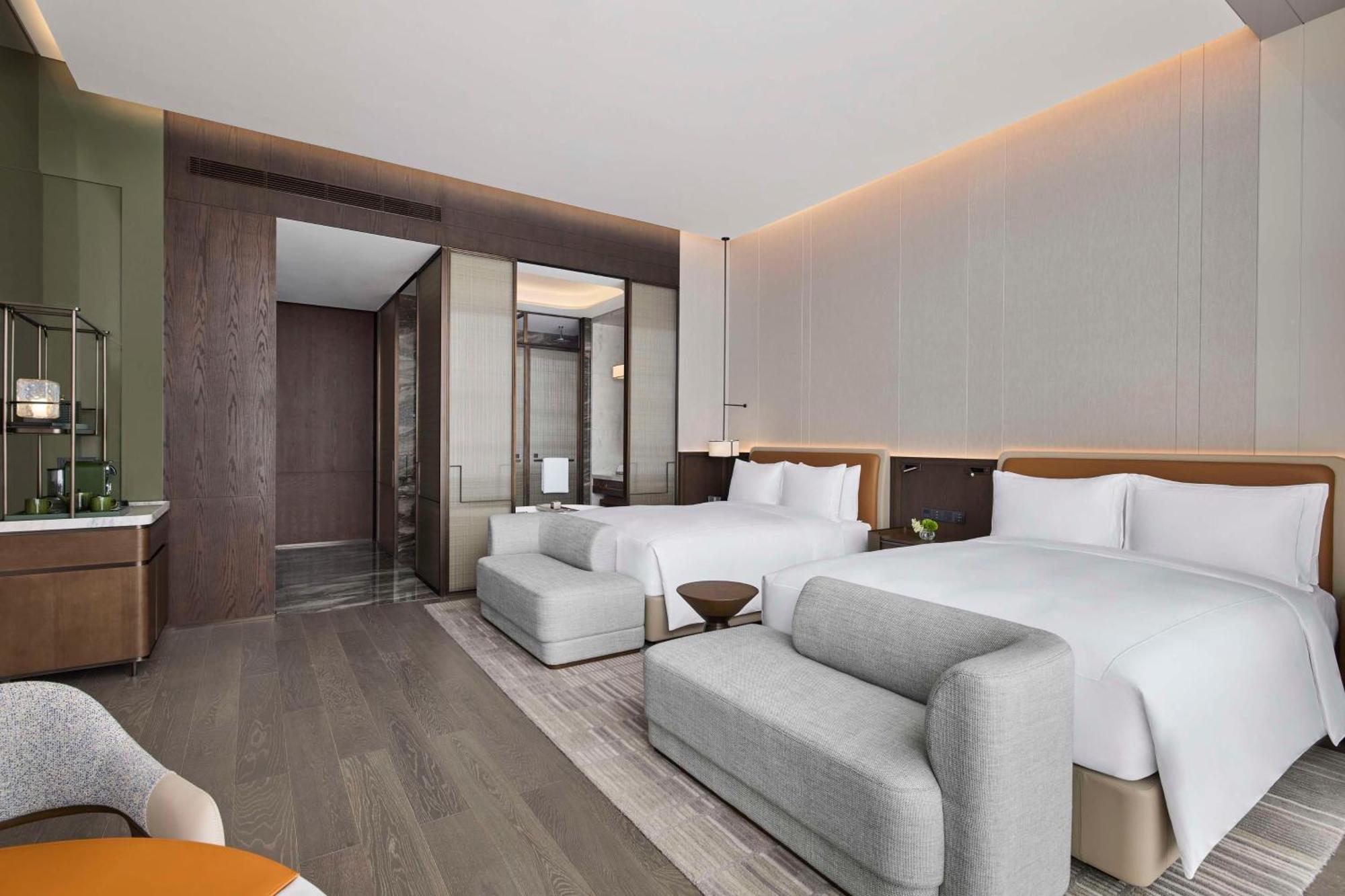 Conrad Chongqing - Indulge In The Magical 8D City Landscape Exterior photo